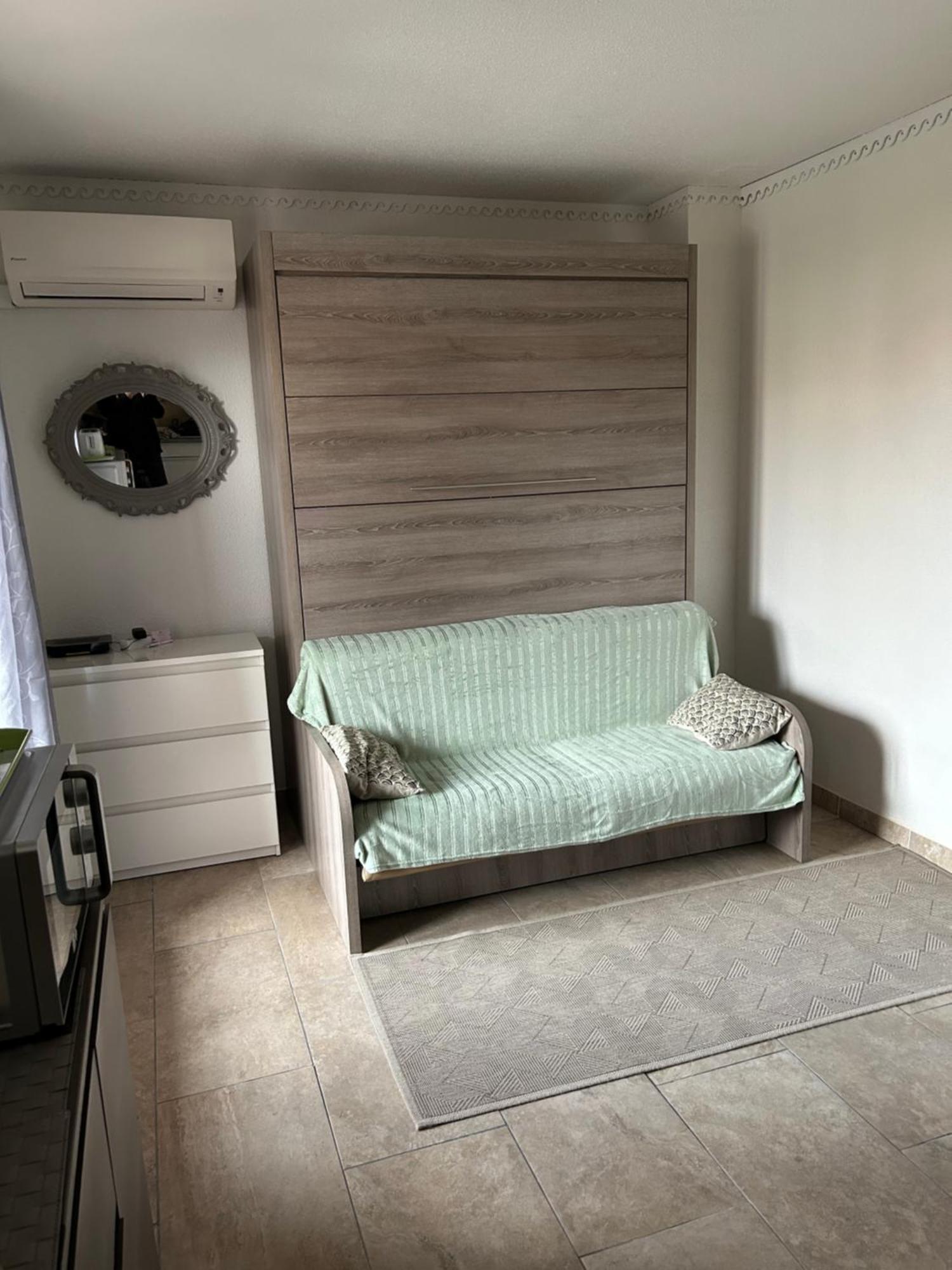 Studio Climatise Proche Port Et Plages Ла-Лонд-ле-Мор Екстер'єр фото